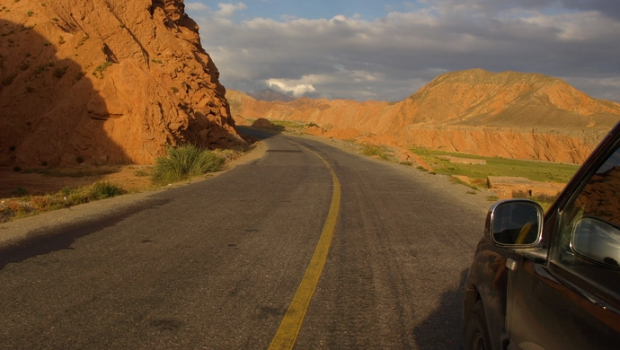 GÓRAMI PRZEZ AZJĘ DO… CHIN