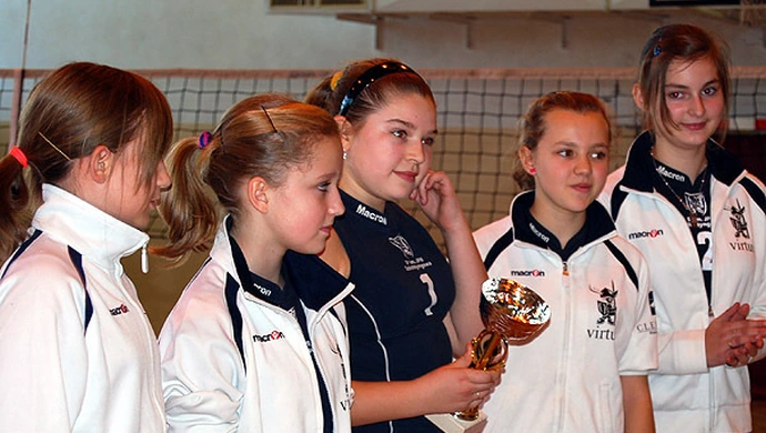 Awansowały w komplecie