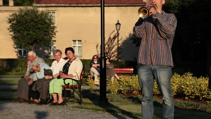 Bez zobowiązań czyli muzyka Cocotier w sobotnie popołudnie