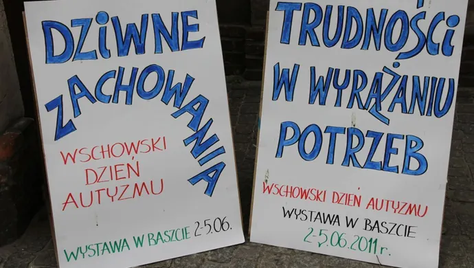 Wschowski Dzień Autyzmu - Dzień Drugi. Wystawa w Baszcie