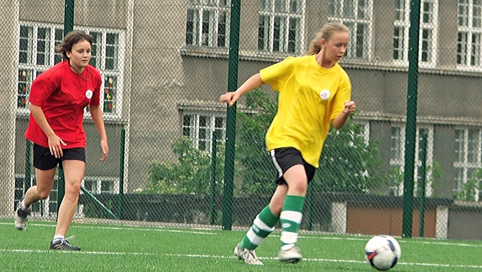 Piłkarska liga dla dziewczyn