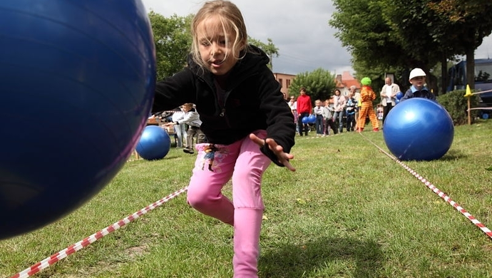 Spektakularny powrót lata, czyli otwarcie placu zabaw