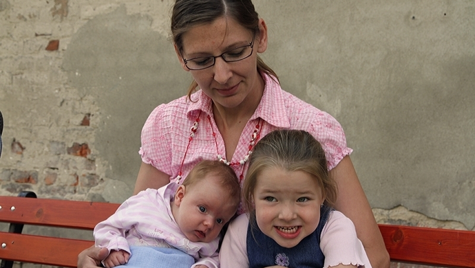 Komu przeszkadzają mamy karmiące piersią?