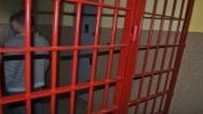 Pijany i głodny włamał się do sali wiejskiej