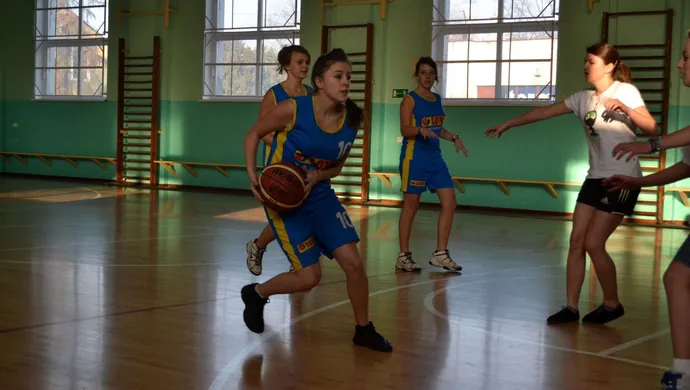 V edycja turnieju koszykówki dziewcząt 