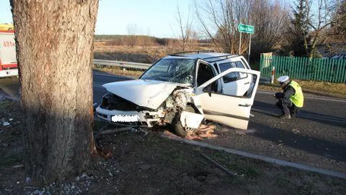 Śmierć na drodze. Przyczyną śliska jezdnia