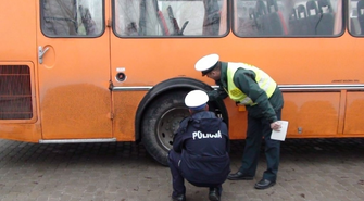 Autokar sprawny, kierowca nie