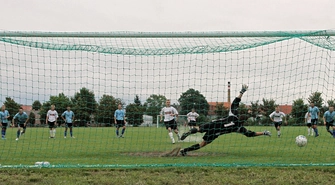 Pierwsze zwycięstwo Dębu