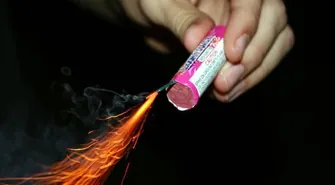 Ostrożnie z petardami