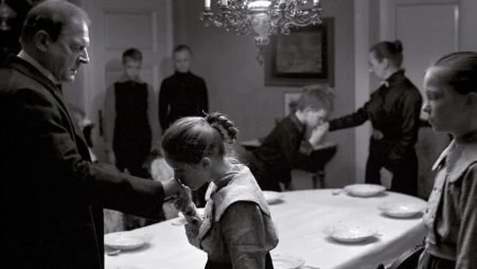 Biała wstążka jako ostatni lutowy seans w CKiR