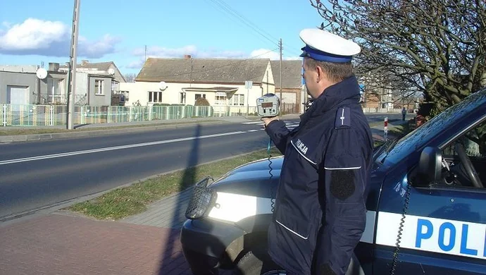 1000 złotych i 22 punkty karne za brawurę