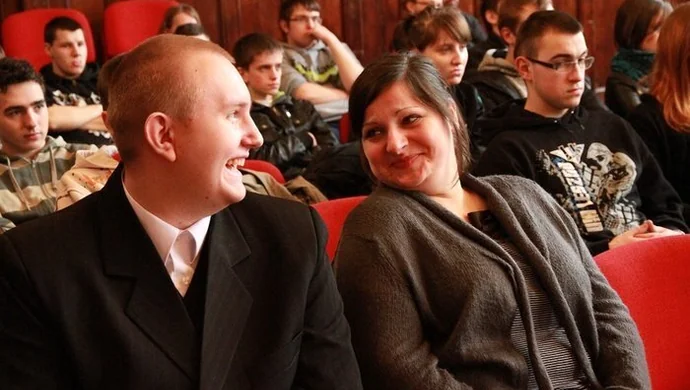 Przywitanie wolontariuszek na wesoło