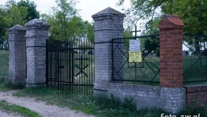 Droższe opłaty za groby? Radni Szlichtyngowej nie zagłosowali