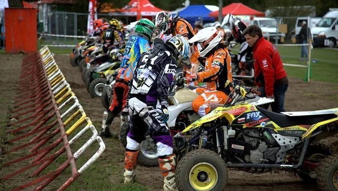 Zaproszenie na zawody na Kaczych Dołach otrzymują...