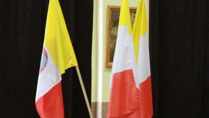 Czekają na nową flagę Sławy