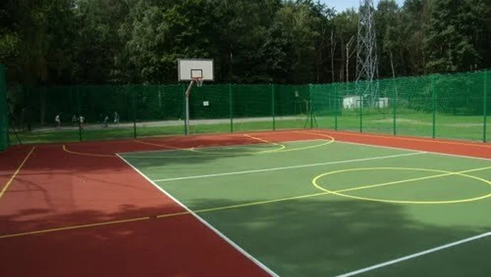 Powstanie kompleks boisk sportowych w Osowej Sieni