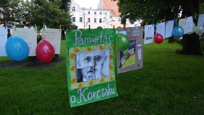 Przybyliśmy zaciekawieni, otwarci, bez uprzedzeń - korczakowski happenning w Szlichtyngowej