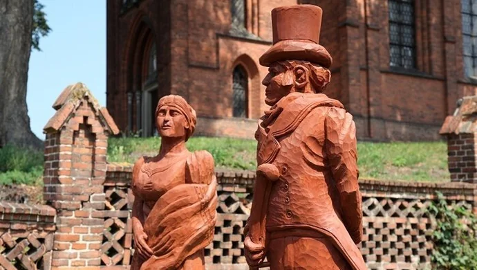 Nowe rzeźby w Lginiu