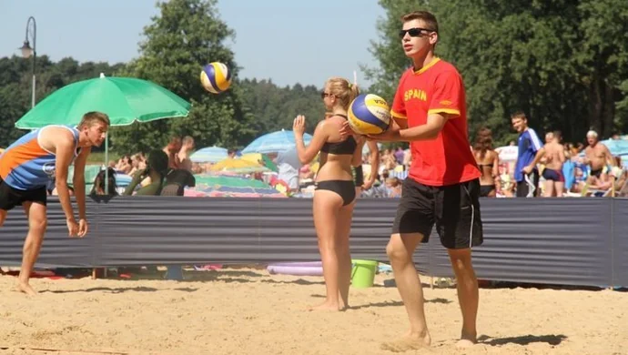 W Lginiu zagrali o mistrzostwo powiatu w piłce plażowej 