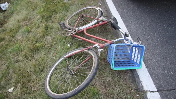Potrącony rowerzysta nie żyje. Do wypadku doszło między Olbrachcicami a Wschową