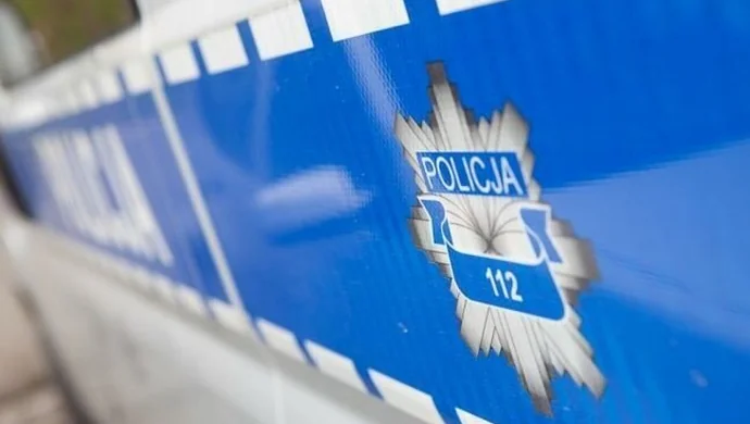 Sprawca kolizji uciekał przed policją. Był pod wpływem alkoholu