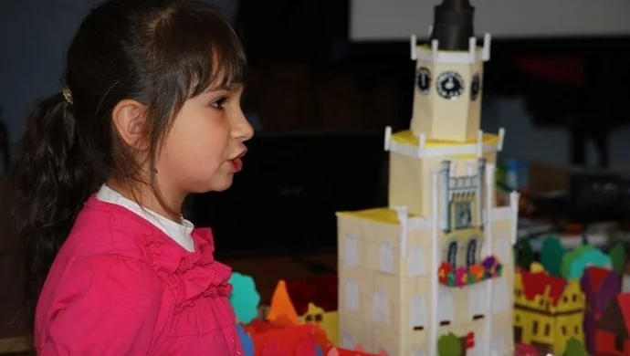 Zwiedzali Powiat wschowski i wykonali makiety rynków Wschowy, Sławy i Szlichtyngowej