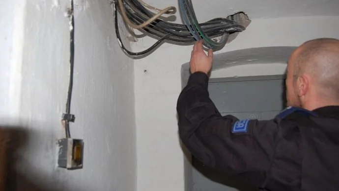 Do 5 lat pozbawienia wolności za ogrzewanie mieszkania „kradzionym prądem”