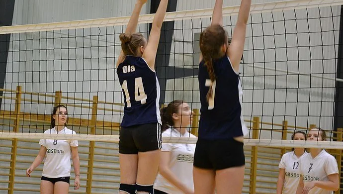 Awansowały do półfinałów