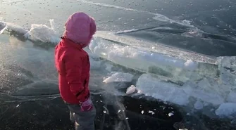 Pamiętaj, że wchodząc na lód zawsze ryzykujesz