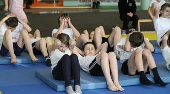 700 skłonów na 700 lecie Sławy - mistrzostwa w gimnastyce w dwóch odsłonach