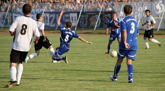 Punkt dla Dębu na spóźnioną inaugurację