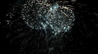 Bajm zakończył koncert, przyszedł czas na pokaz sztucznych ogni