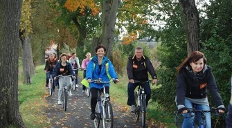 W poszukiwaniu dębów. Relacja z Rajdu Szlakiem Dębowym