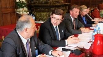 Opozycja popiera burmistrza w sprawie obligacji. Zrestrukturyzują zadłużenie jak w Sławie