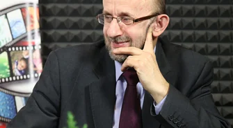 Rozmowa Przy Szklance Wody z Burmistrzem Sławy Cezarym Sadrakułą