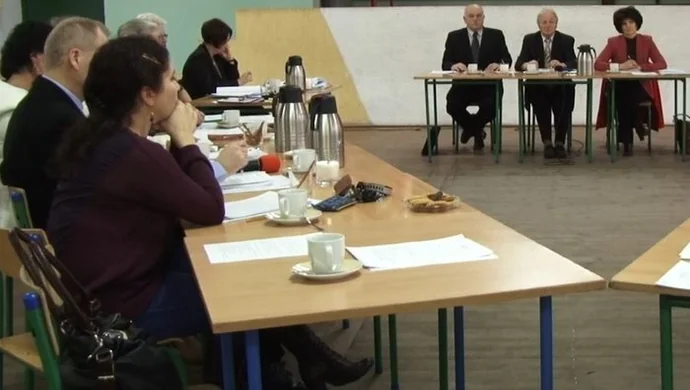 Nakłady na szkoły są duże, a liczba uczniów maleje