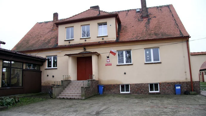 Sponsor pomaga Szkole w Jędrzychowicach