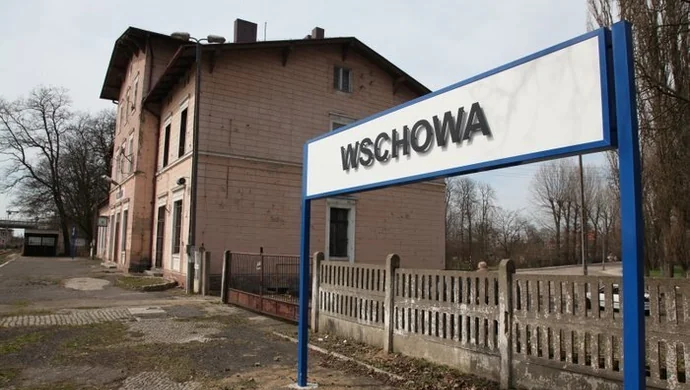 Majówka z zabytkowym pociągiem i Rajdem Pojazdów Zabytkowych 