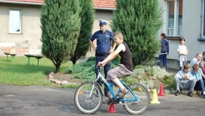 Zdawali na kartę rowerową