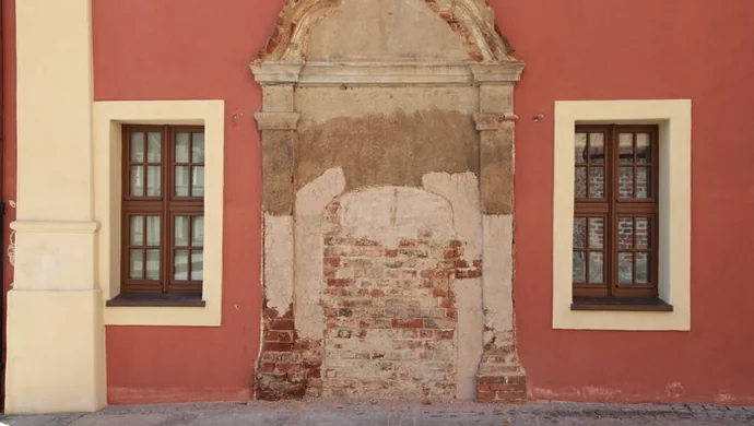 Odnowią portale w Kolegium Jezuickim