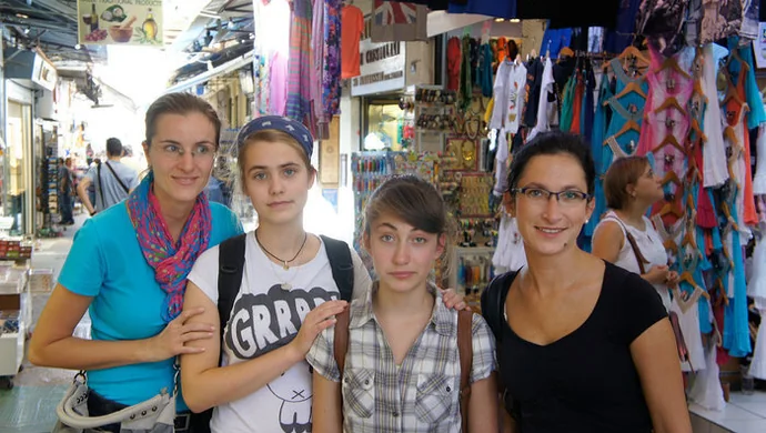 Wśród antycznych ruin