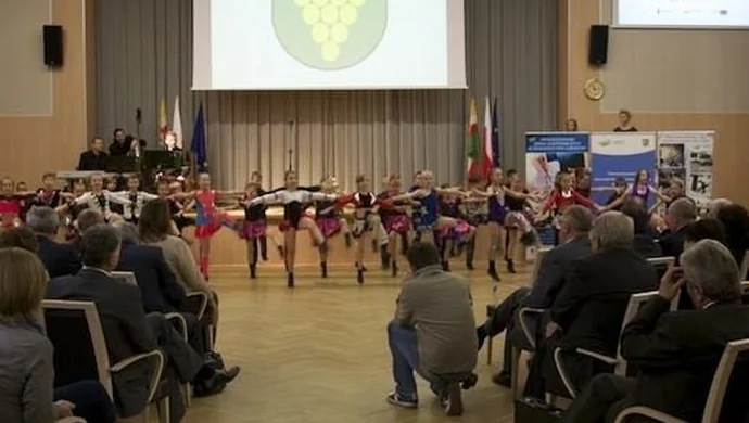 Sława wydaje na promocję
