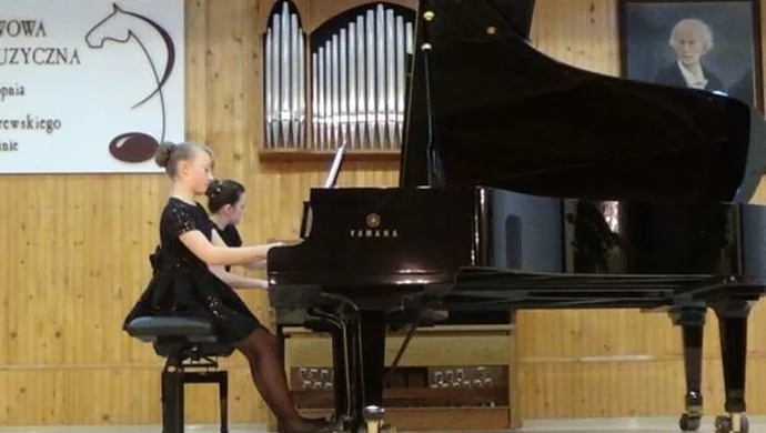 Sukces wschowskich pianistek