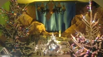 Zagłosuj na szopkę wschowianina, która zajęła pół salonu 