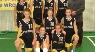 Koszykarki Korony Wschowa walczą o punkty 