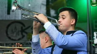 Młodzieżowa Orkiestra Dęta: prosto z Anglii na Dni Wschowy