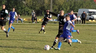 Podwójny hat-trick Rafała Pawlaka