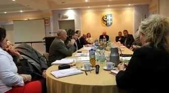 Rada powiatu zdecyduje czy radny straci pracę