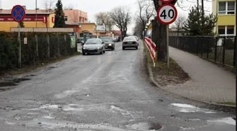 W 2014 mniej środków na remonty dróg lokalnych