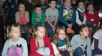 W SP2 od 13 lat czytają dzieciom przy choince